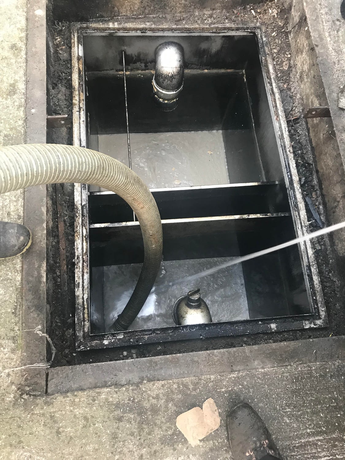 Grease Trap Cleaning 2